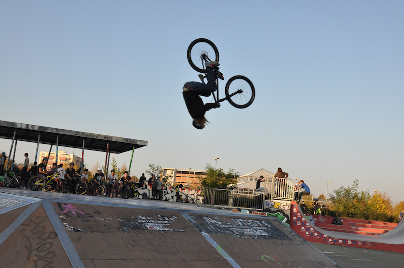 AND BACKFLIP LANDED video HERE http www.pinkbike.com video 226114 