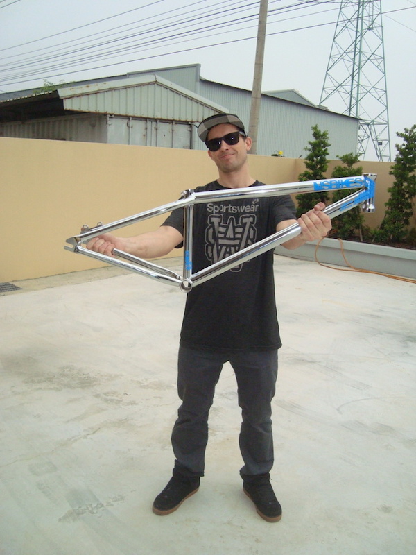 Back in our Taiwan office - our product manager poses proudly with one of his babies. It s really a great feeling when all the things needed to make a good product finally come together. The whole process lasts so long that when all those cad drawings testing prototypes graphic designs come to life it s pure joy.