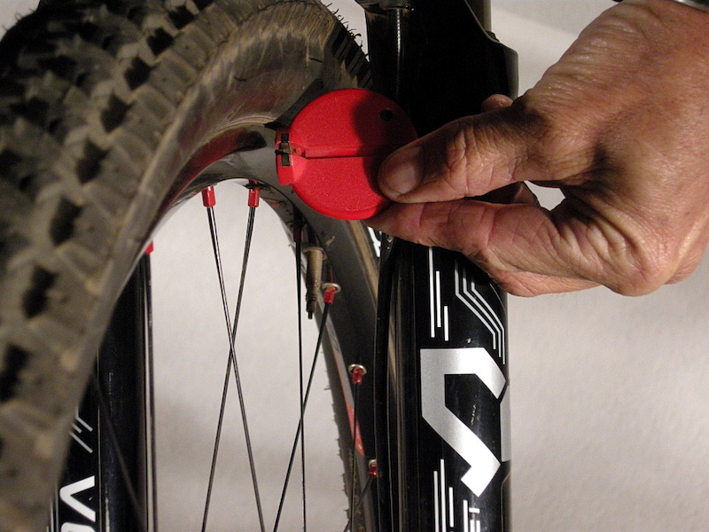 checking runout with spoke wrench
