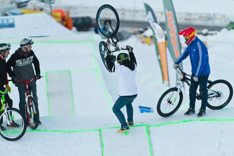 Manges to almost slide over the lip of the next jump. So makes a joke of it.