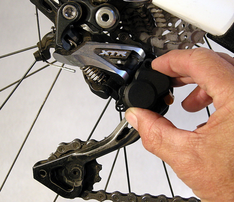 Replace the housing and set the housing screws snugly in place don t over-tighten them please .