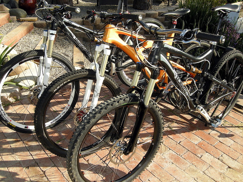 Brian Lopes and X-Fusion s John Hauer had just returned from a training ride in the coastal hills behind Laguna beach when we spied some new hardware on their bikes. Hmmm let s take a closer look.