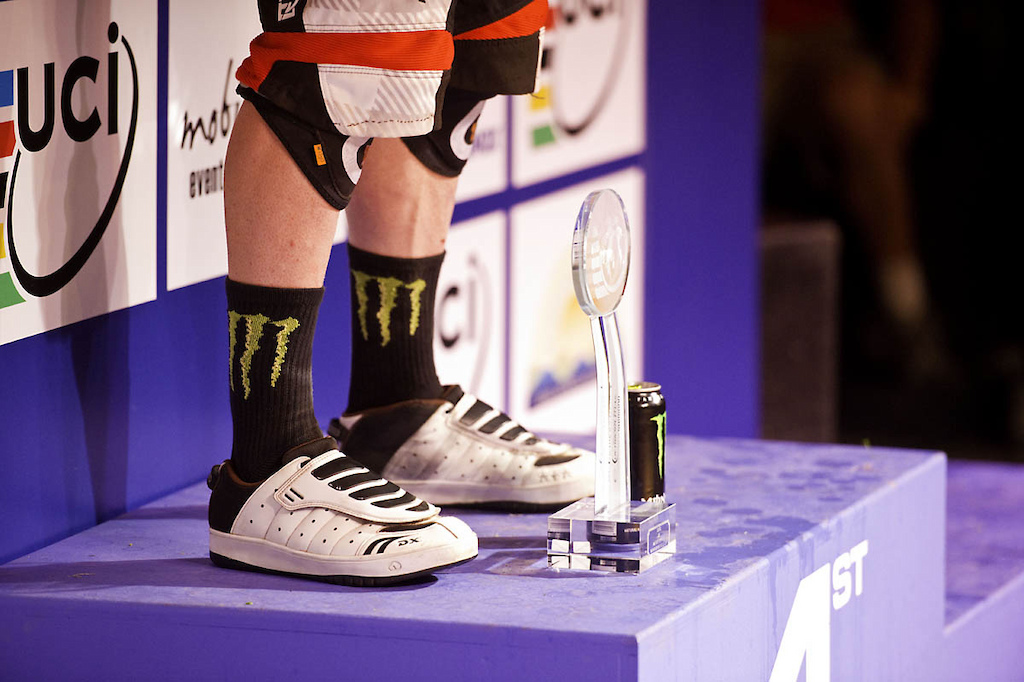 With a WC overall trophy in the case, along with World Champ stripes. Graves will go back to splitting time between DH and 4X. How long that will last is anyone's guess.