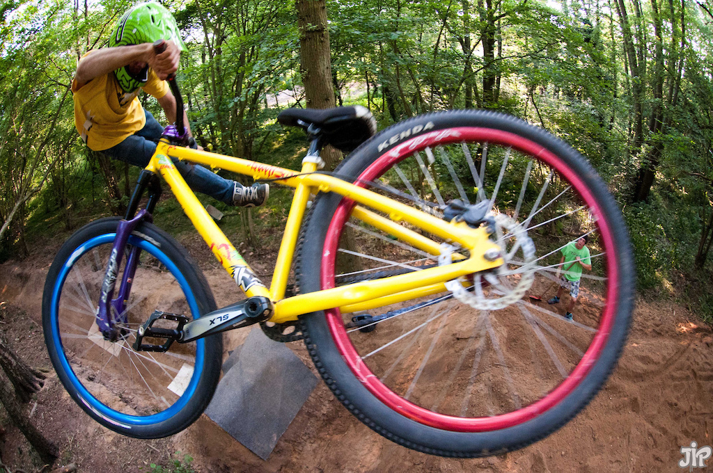 1. Ryan Nangle by <a href=http://jamesioannou.pinkbike.com/>jamesioannou</a> - 33,585 views