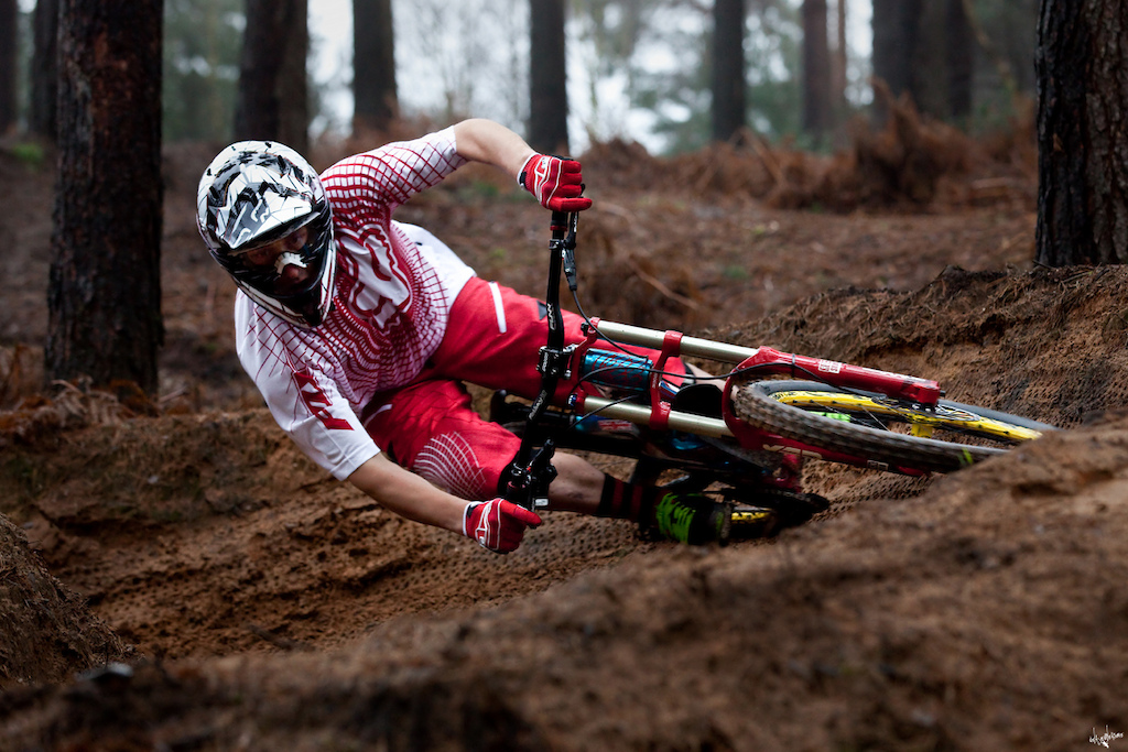 berm photo for fox clothing advert - dirt 112 www.delayedpleasure.com