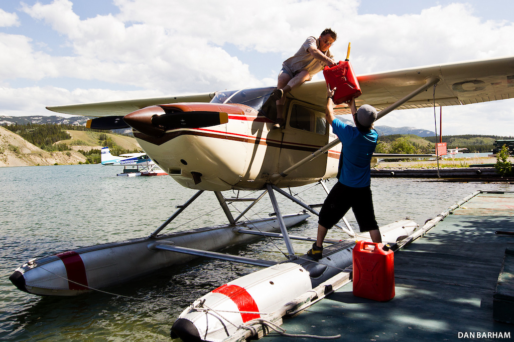 Gassing up the plane with Pilot Bob. Dan Barham photo - www.danbarham.com