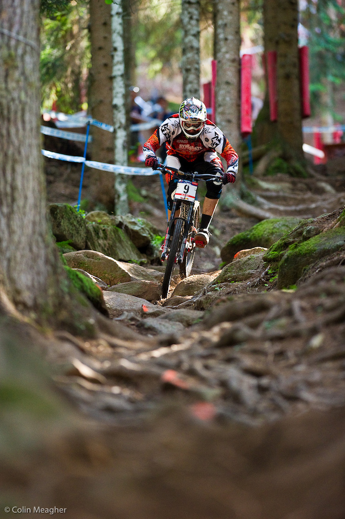 Old School rider old school track. Peaty looks completely focused here in Val di Sole--look for a good one from Sheffield Steel. Particularly after the race he had in La Bresse.