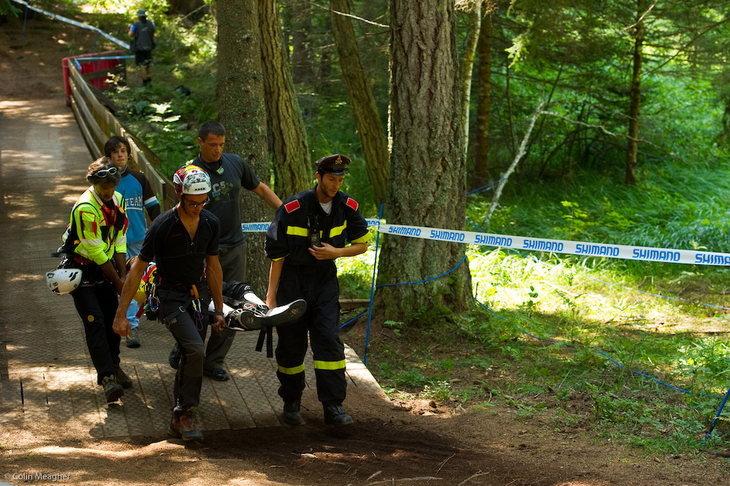Off the bike here is serious business. There were 3 heli flights out yesterday during training. Filip Polc of MS-Evil was able to walk away from his encounter with a tree but course medics opted to play it safe and haul him out on a backboard for a complete evaluation. So far reports are that Polc will be ok.
