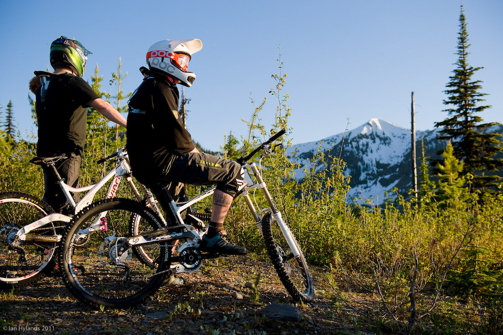 Pinkbike trip to Retallack with Mike Tyler and Ian. Riding near Retallack and the Slocan valley.