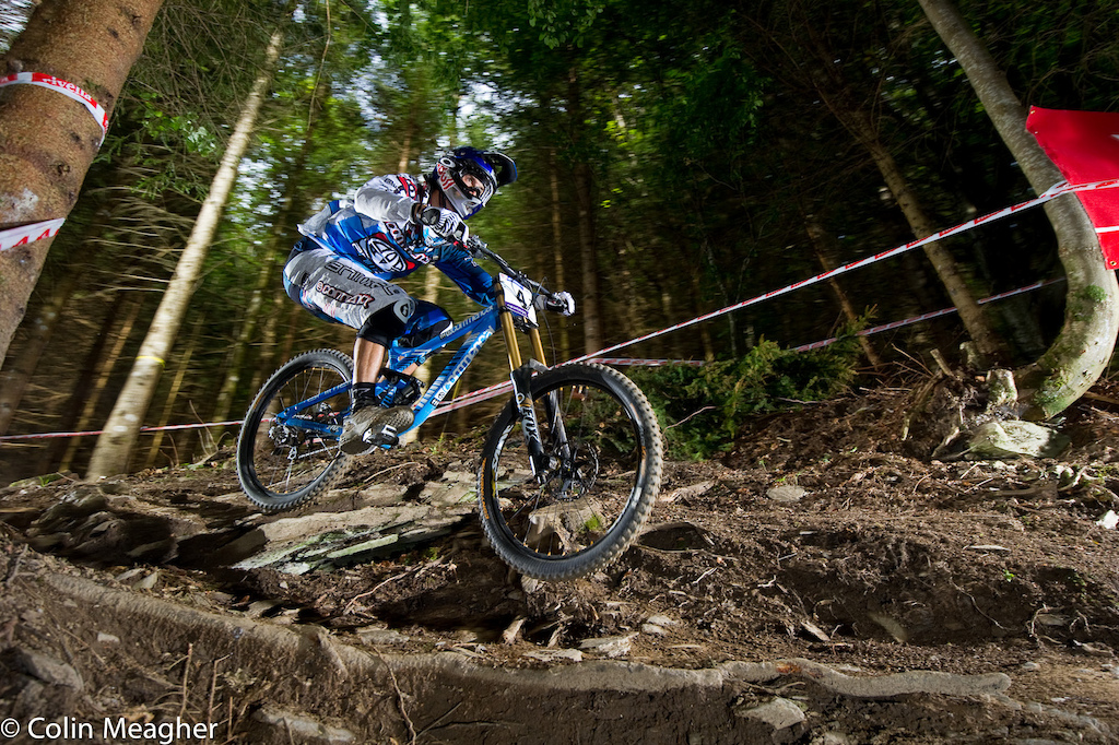 A lot of people wondered about Gee Atherton s not finishing the timed training run. The timed training run is basically a show. It doesn t count for seeding or qualifying. But you have to at least start in order to race almost like a protected plate. Gee rolled the start and pulled off as he d banged his head pretty hard the day before and wanted to take it easy.