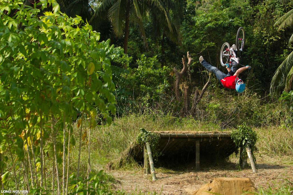 Adiridas trip to the Philippines with Andrew Taylor Linus Sjoholm Niki Leitner