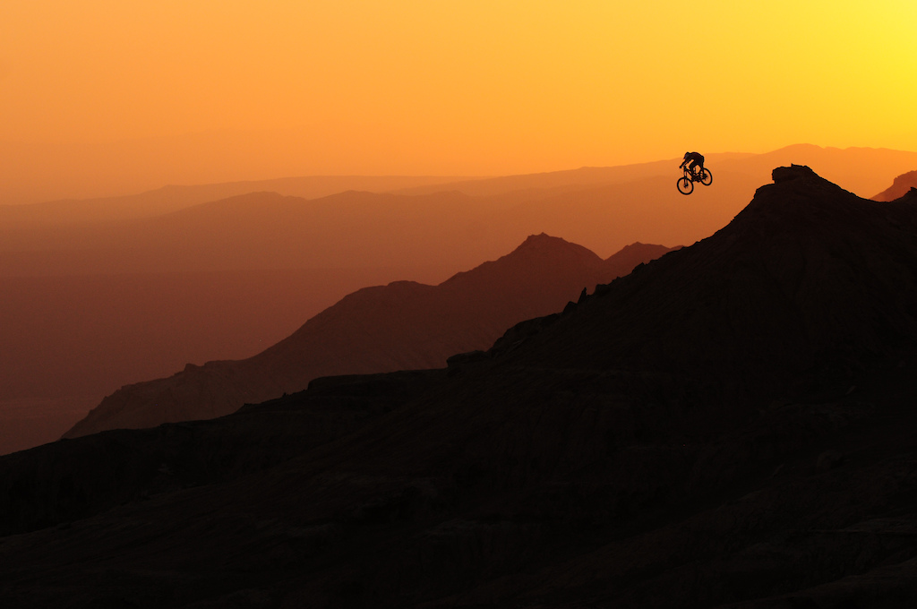 Claw airs into a classic China sunset glow...