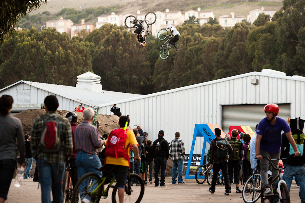 Andreu Lacondeguy battled James Visser in the finals and won this round.