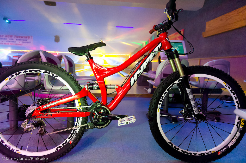 Cam Zink signs with Hyper Bikes