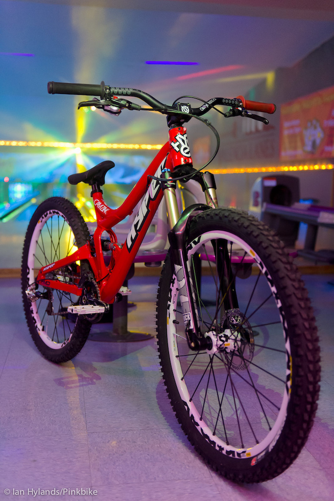 Cam Zink signs with Hyper Bikes
